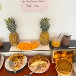 Отель Ibis Styles Pont Du Gard Route D'avignon