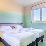 Ibis Styles Pont Du Gard Route D'avignon 3*