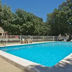 Отель Ibis Styles Pont Du Gard Route D'avignon