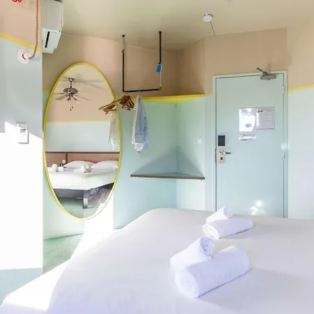 Greet Pont Du Gard - Route D'avignon Hotel 3*