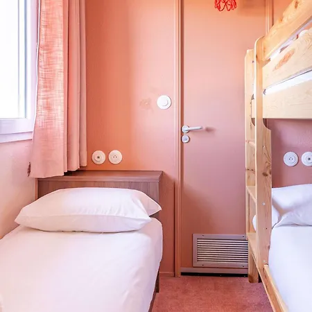 Greet Pont Du Gard - Route D'avignon Hotel 3*