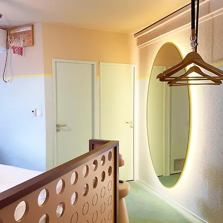 Hotel Ibis Styles Pont Du Gard Route D'avignon