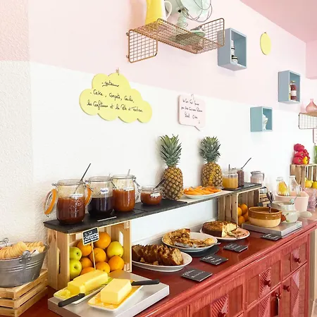 Hotel Ibis Styles Pont Du Gard Route D'avignon
