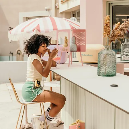 Hotel Greet Pont Du Gard - Route D'avignon Estézargues