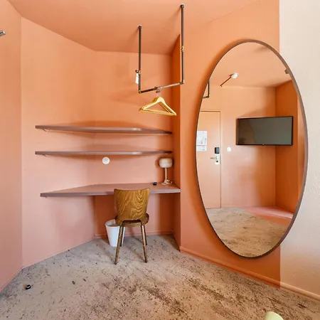Hotel Ibis Styles Pont Du Gard Route D'avignon