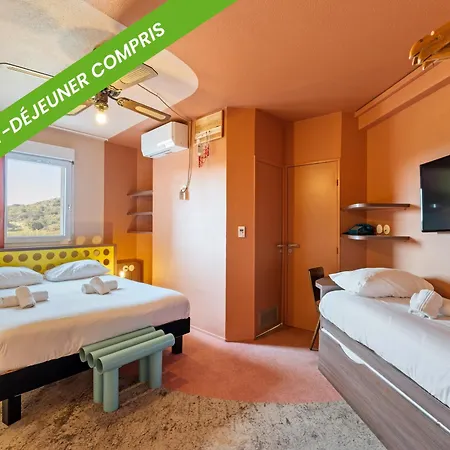 Hotel Ibis Styles Pont Du Gard Route D'avignon