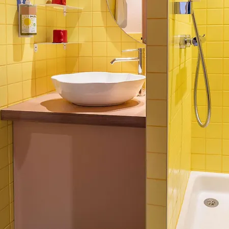 Ibis Styles Pont Du Gard Route D'avignon Hotel 3*
