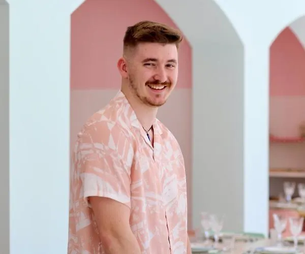 Greet Pont Du Gard - Route D'avignon 3* Estézargues